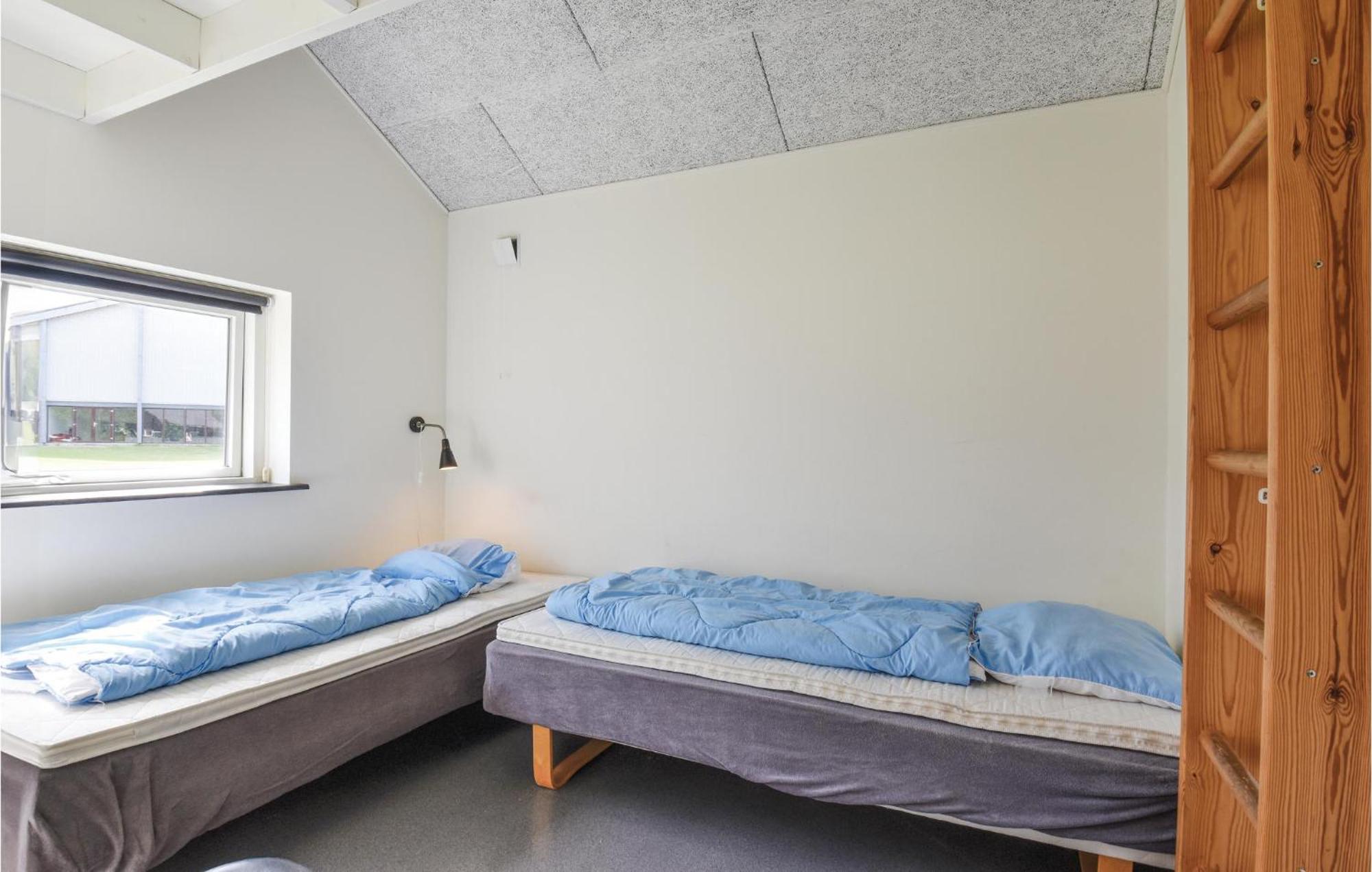 Pet Friendly Home In Spjald With Wifi Luaran gambar